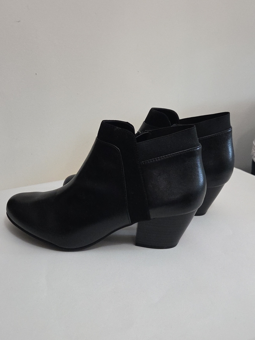 Dexflex Comfort Black Ankle Booties Low Block Heel Women's 11W